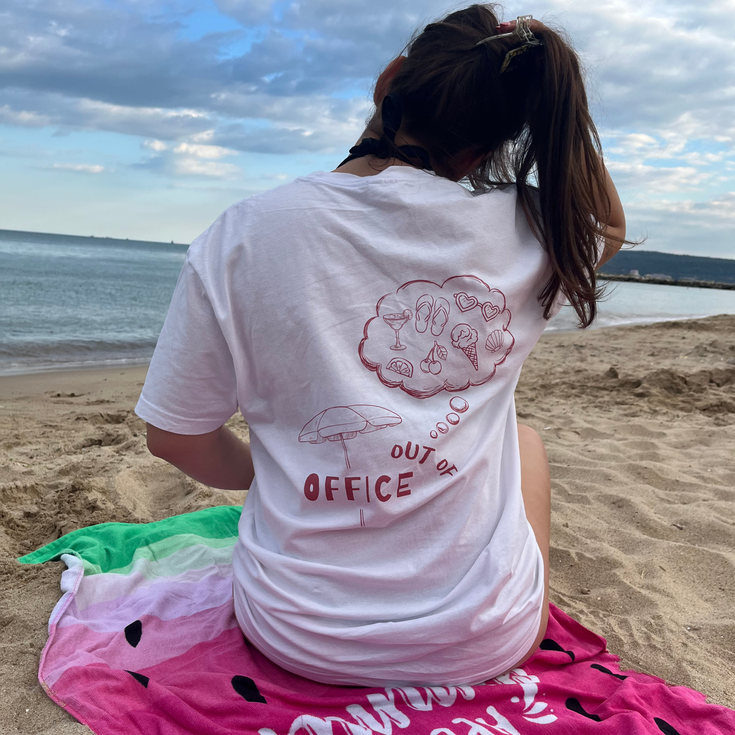 Тениска „Out Of Office“